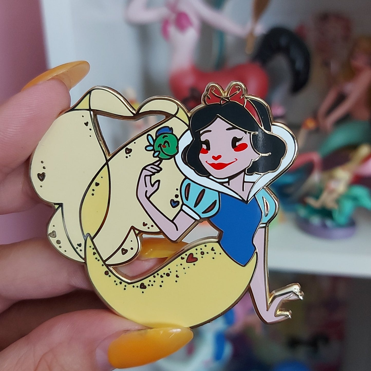Fantasy Mermaid Pin - Snow