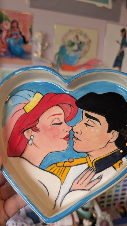 Heart Plate - True Love's Kiss
