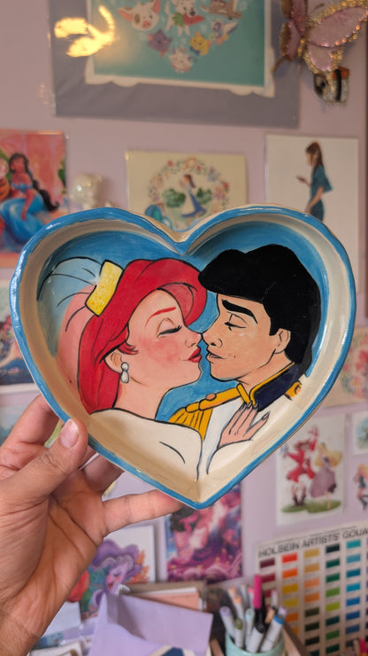 Heart Plate - True Love's Kiss