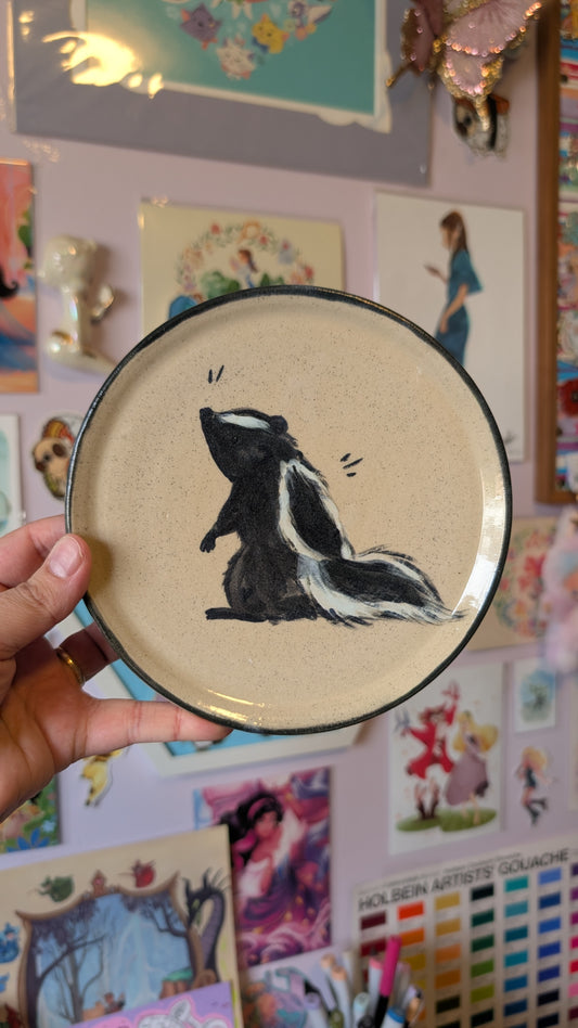 Medium Plate - Skunk